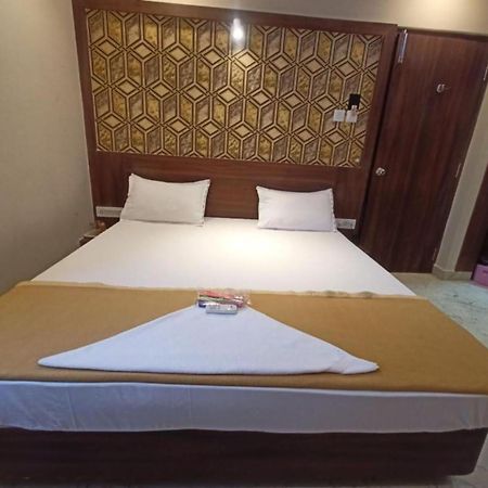 Hotel Park View - Lift Facilities- Near Sea Beach Best Choice Of Travellers By Morservices Puri Exterior foto