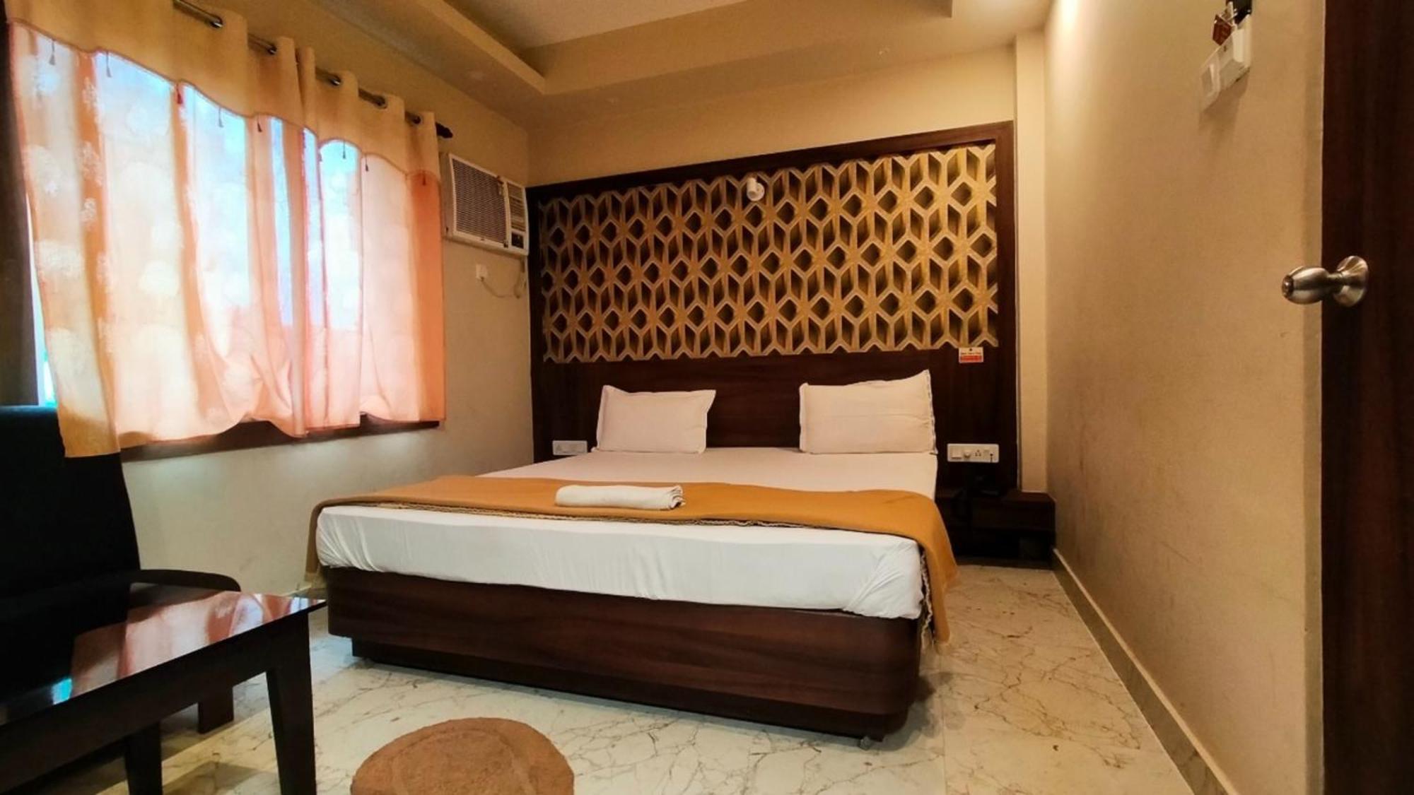 Hotel Park View - Lift Facilities- Near Sea Beach Best Choice Of Travellers By Morservices Puri Exterior foto