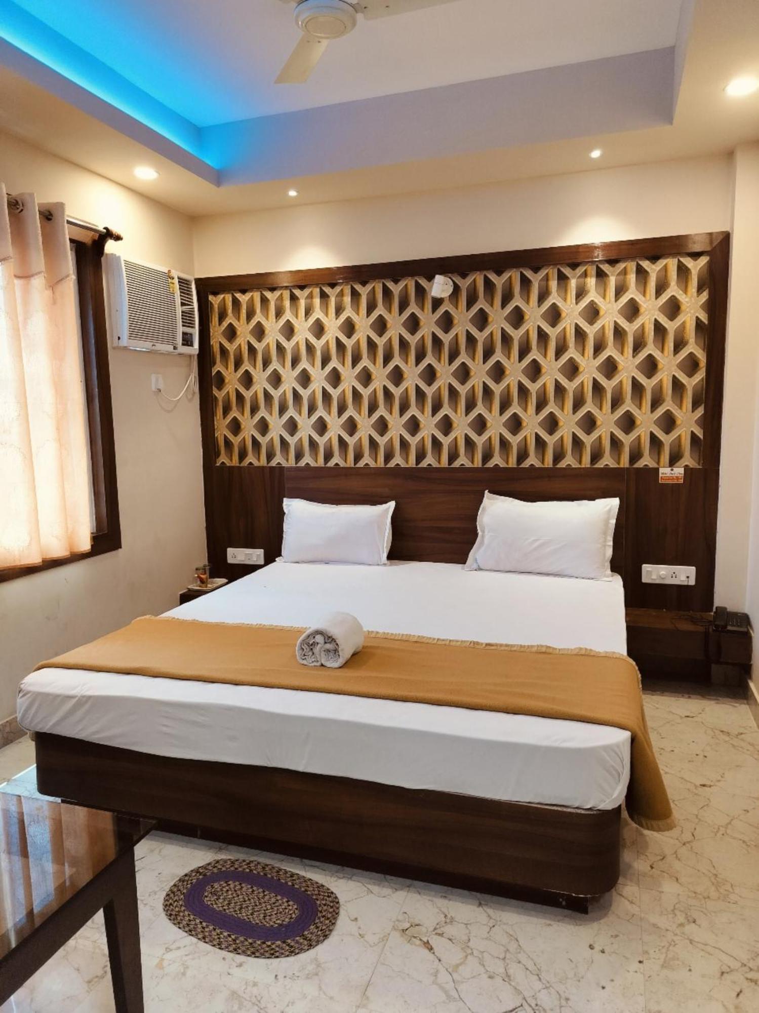 Hotel Park View - Lift Facilities- Near Sea Beach Best Choice Of Travellers By Morservices Puri Exterior foto